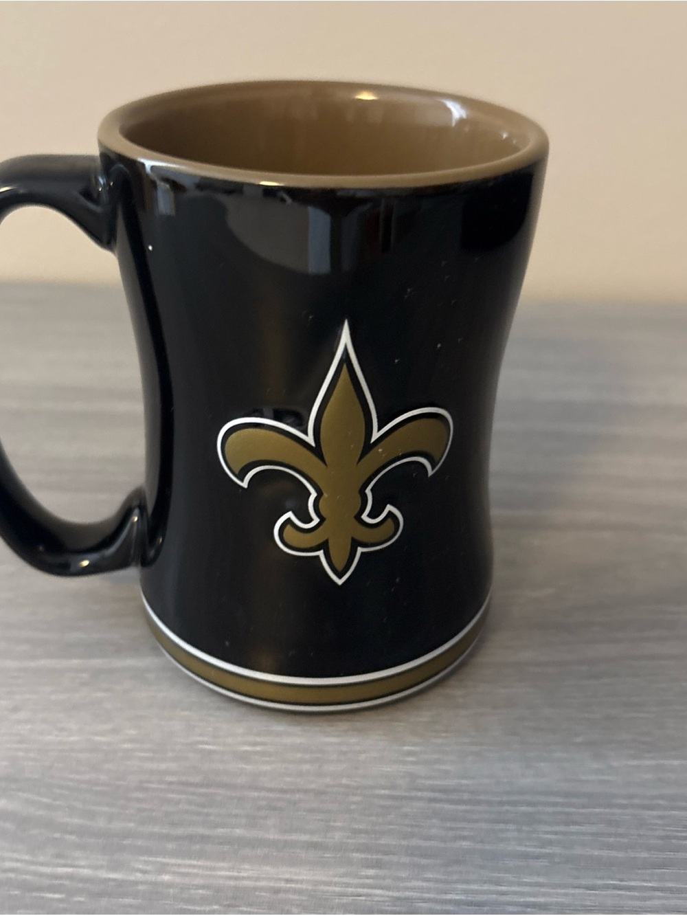 Boelter Brands NFL New Orleans Saints Sculpted Rally Mug in Black,